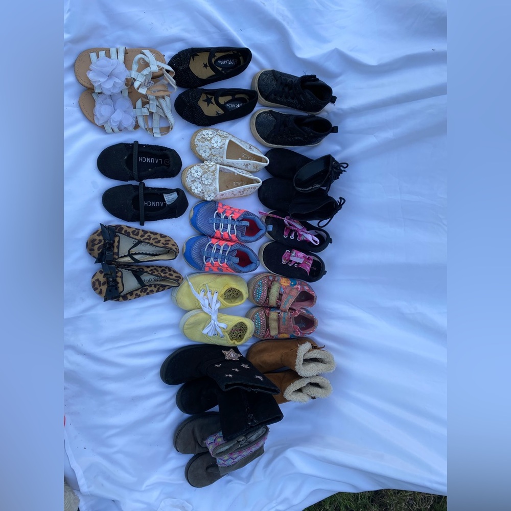 Size 7 toddler shoes/boots/sandals
